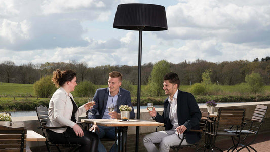 Heizstrahler im Vergleich: Wand, Stand, Tisch, Hänge oder Sonnenschirm – welcher Typ passt zu Ihnen?